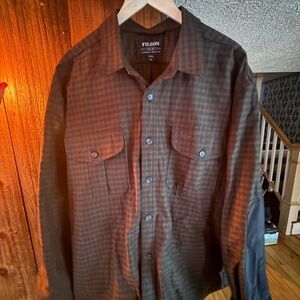 Filson Men's weather worker jacket Shirt.